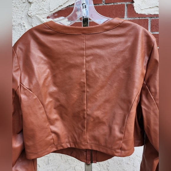 Large women LANE CRAWFORD faux leather zip shirred long sleeve jacket FLAWS - Picture 7 of 16